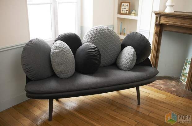 Подушки с диваном