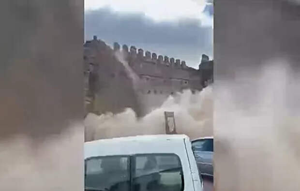 В Испании обрушилась башня замка XV века