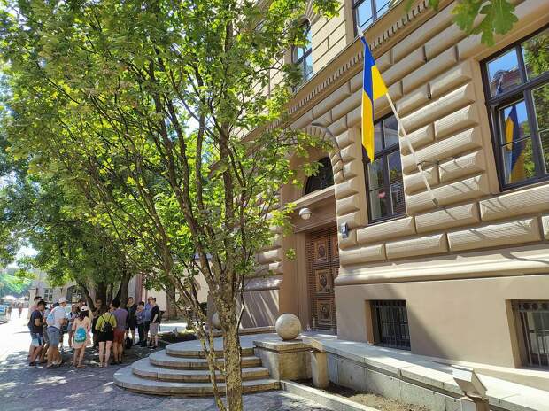 Косачев назвал Украину марионеткой Европы