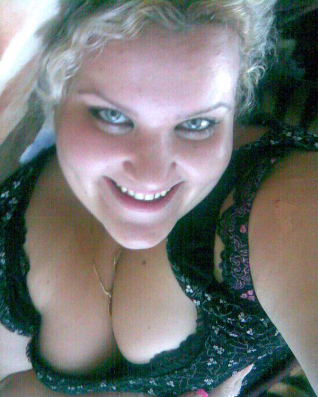 Russian girlfriend nipples. Я люблю машу. Машка жена. Просто машка. Футболки с принтом маша.