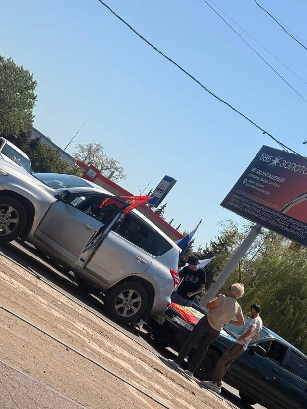 ДТП на автопробеге в Мариуполе