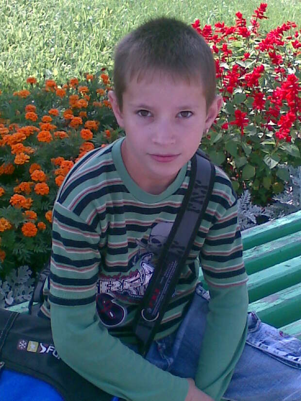 в августе мише купили