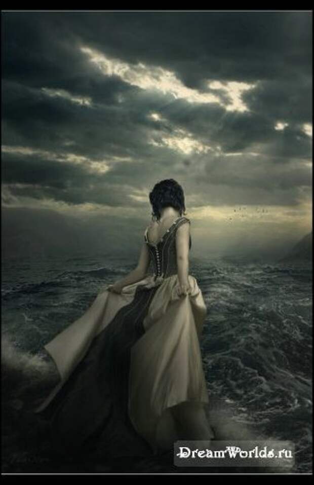Без мужа не пропасть. Девушка на обрыве. Грустная девушка на берегу. Девушка море шторм. Одинокая девушка у моря.