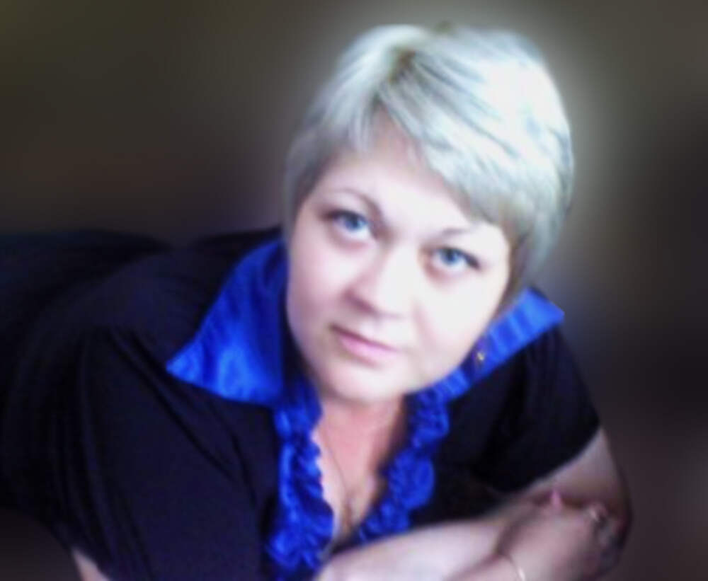 Негатив черно-белый. С приветственным словом выступает Дьяконова М.С., жена Дьяк