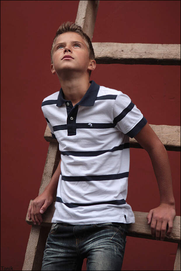 Мюжде узман. Vinnie genziana. Денис вега фото. Винни винсент без грима. Denis vega.