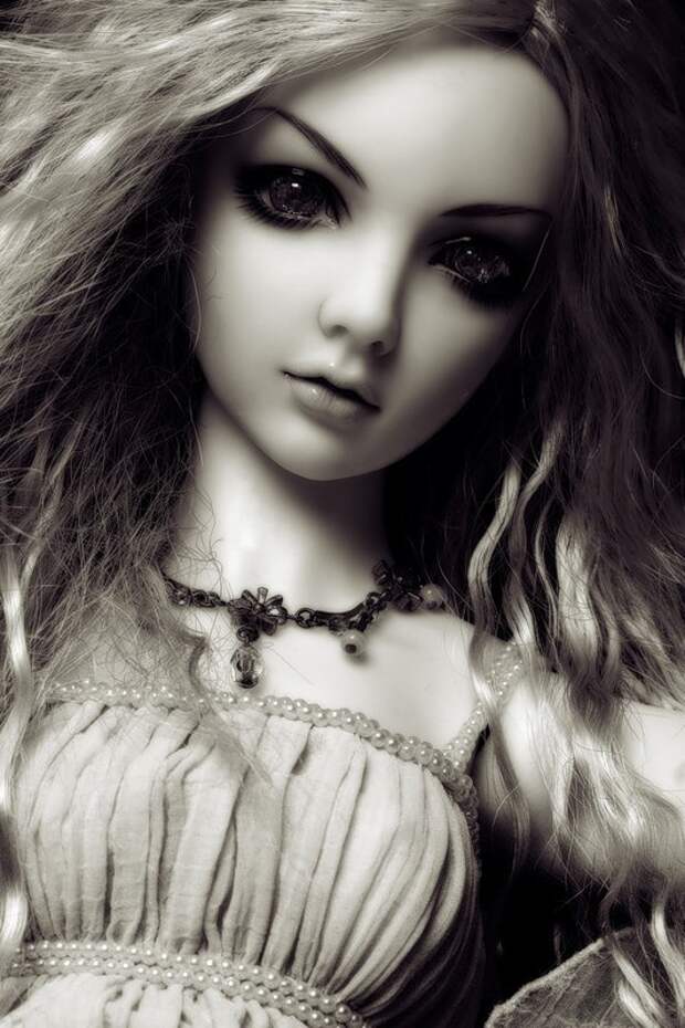 Doll version. Куклы. Кукла блондинка с карими глазами. Кукла на аватарку красивая. Куклы красивые грустные.