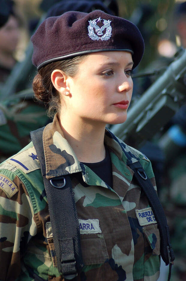 military_woman_army