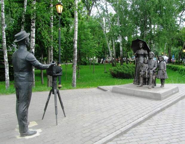 Необычные памятники в разных городах России