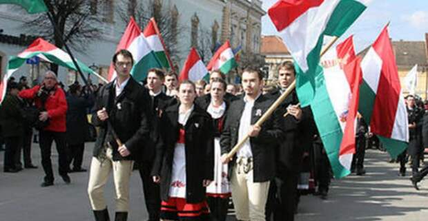 Закарпатье готовится к выходу из состава Украины! Распад страны начался? Закарпатье готовится к выходу из состава Украины! Распад страны начался?