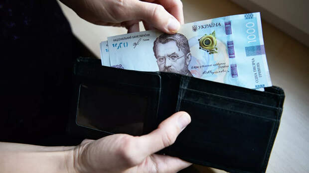 Украина опередила Россию по размеру минимальной зарплаты: в чем секрет