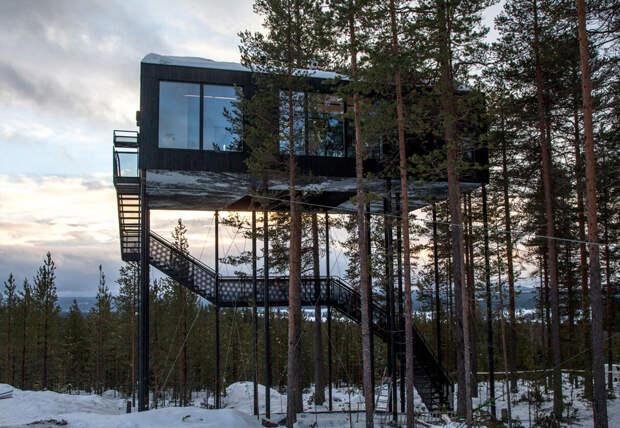 Treehotel). 