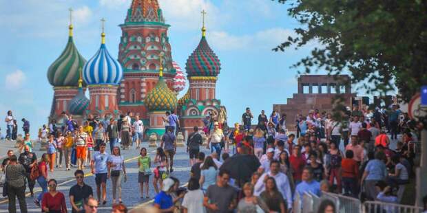 Собянин: Туристический поток в Москву связан с проведением фестивалей/ фото: mos.ru