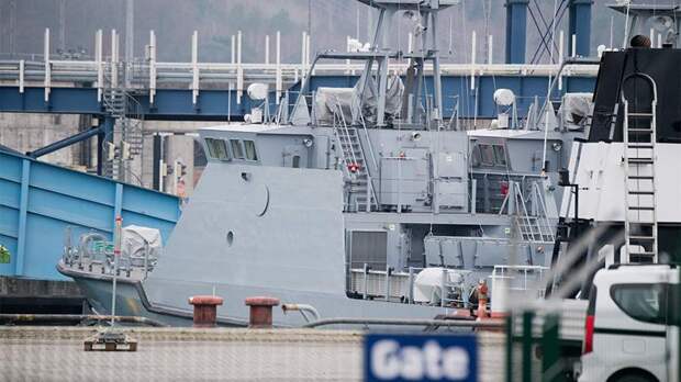 Чемпион мира Ашраф Мохамед зубами сдвинул судно в 700 т и установил рекорд Гиннесса