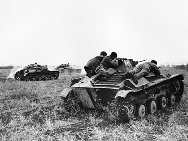 Сталинградские Т-60 в боях на Северном Кавказе. Три танка одного завода, и при этом у них три разных типа опорных катков - Танк со сталинградских окраин | Военно-исторический портал Warspot.ru