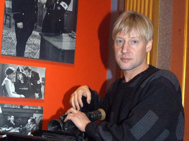 Тест: узнаете картину с Дмитрием Харатьяном по одному кадру?