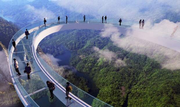 Пешеходное полотно, как и перила, сделаны из инновационного стекла, способного выдержать немалые нагрузки (Huangtengxia Tianmen Sky Walk, Гуандун). | Фото: news.sina.com.cn. Пешеходное полотно, как и перила, сделаны из инновационного стекла, способного выдержать немалые нагрузки (Huangtengxia Tianmen Sky Walk, Гуандун). | Фото: news.sina.com.cn.