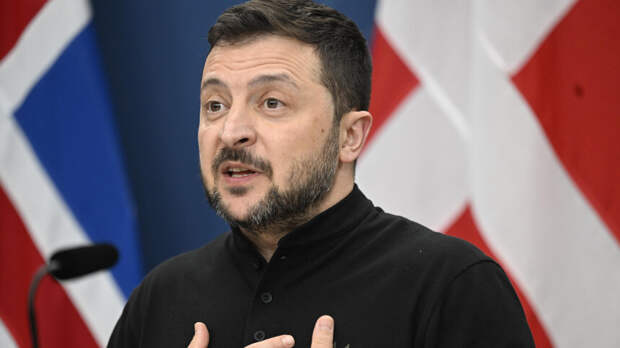 Если действующий лидер, а перед ним Порошенко и прочие, прочие клялись на Конституции соблюдать ее, может, уже пора начать это делать? Фото: www.globallookpress.com / Fredrik Sandberg; 5-tv.