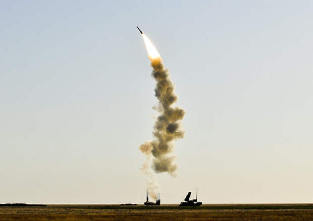 Над регионами РФ сбили 53 украинских БПЛА, из них 12 дронов, летевших на Москву