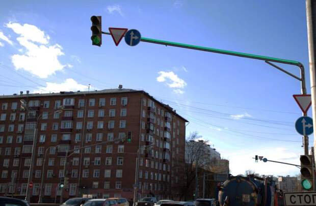 Светодиодная подсветка превратила аварийное место на Дмитровке в безопасное