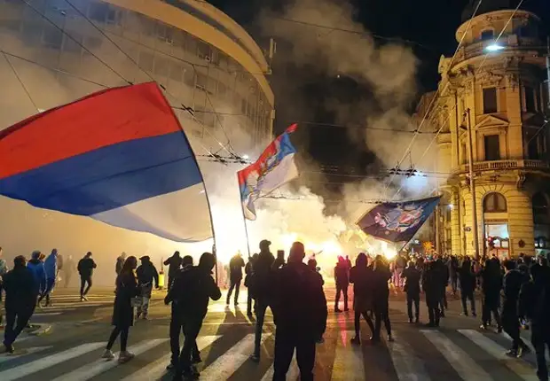 В Белграде прошла массовая акция в поддержку России