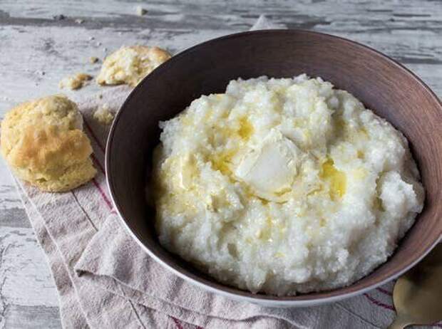 Мамалыга с ячменными сконами