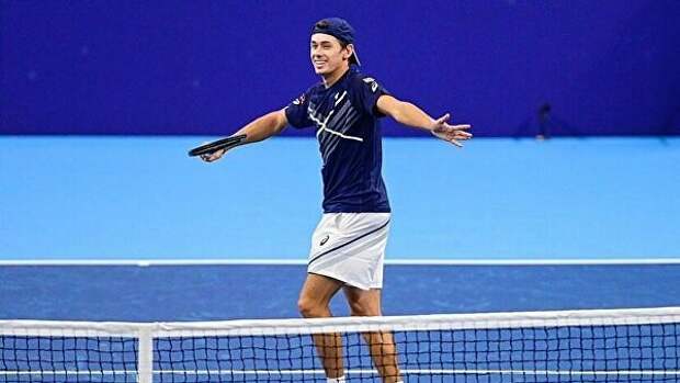 Де Минаур завоевал пятый титул АТР в карьере, победив в Истбурне Де Минаур завоевал пятый титул АТР в карьере, победив в Истбурне