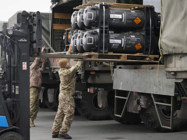 ИноСМИ раскрыли примерный срок, когда США перестанет помогать Киеву, и назвали причину