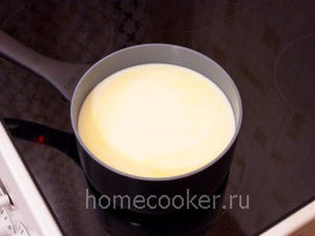 Каннеллони с фаршем Sous beshamel 300x225 Каннеллони с фаршем