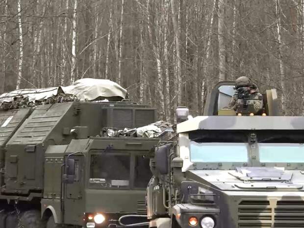 Генерал анонсировал групповые удары «Орешником» по Украине и объяснил их смысл