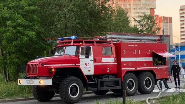 Мощный пожар вспыхнул в ресторане «Запрудка» в Ивановской области