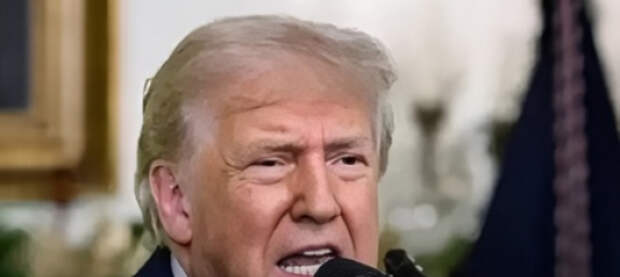 Трамп пригрозил стереть Иран с лица земли в случае покушения на него