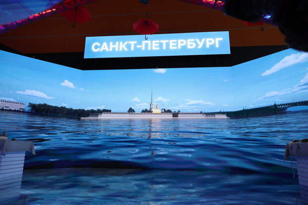 На петербургском стенде на выставке «Россия» начался сезон молодежных проектов
