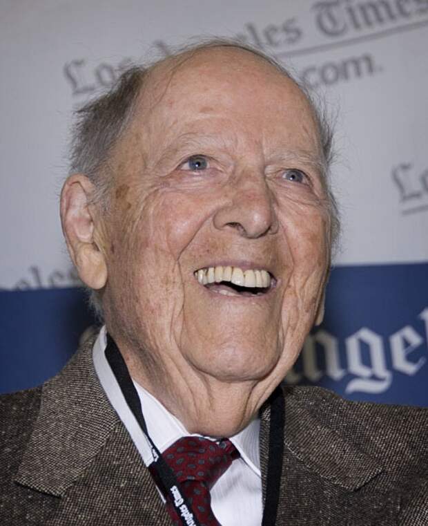 Воук ап. Herman wouk. воук. wouk.