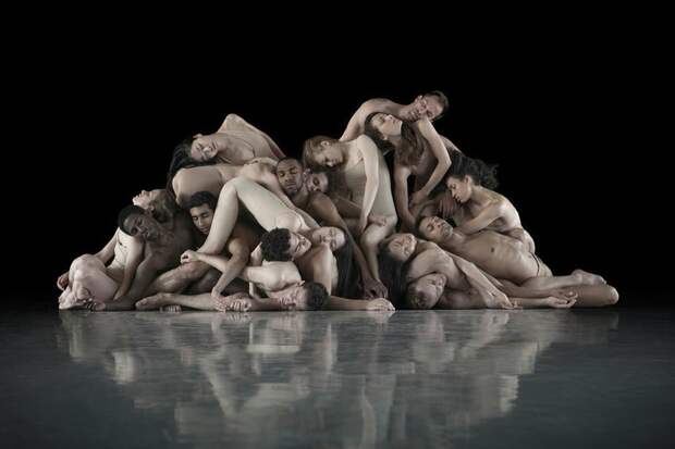 Спящий режим: что происходит с телами танцоров после последнего музыкального аккорда