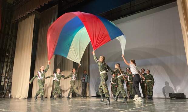 «Здесь учат быть патриотом»: как и чем живет Архангельский учебный поисковый центр