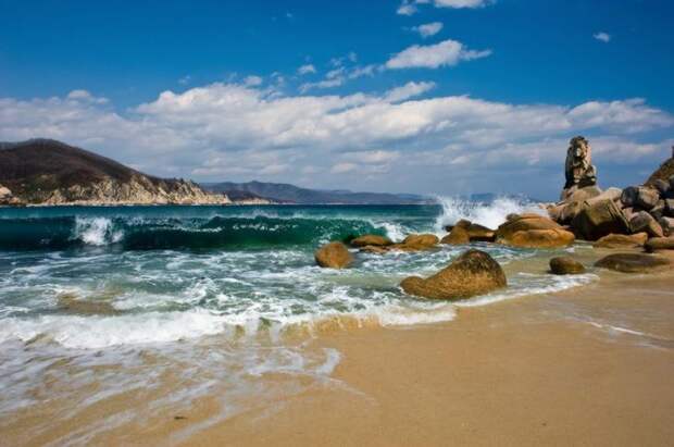 Бухта Спокойная (Японское море, Приморье). Фото