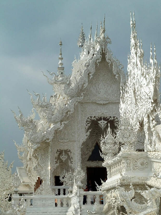 Белый храм Wat Rong Khun