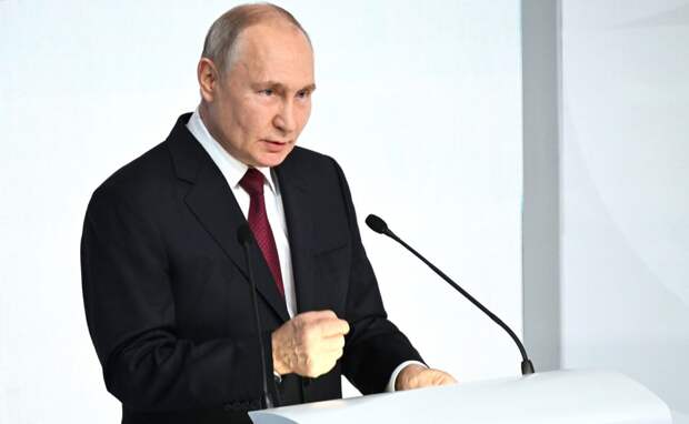 Путин: Планы национального развития не сокращаются на фоне СВО