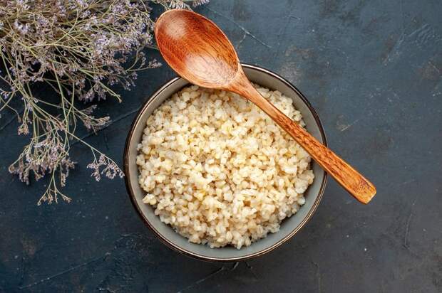Без замачивания и многочасовой варки: как приготовить рассыпчатую перловку