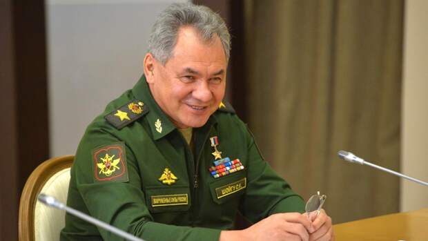 Шойгу сообщил об укреплении военного сотрудничества между Россией и Вьетнамом