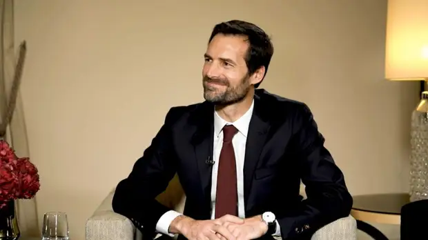 «Поход в ресторан в России — настоящий праздник»: директор гида «Мишлен» о присуждении звёзд и московских заведениях