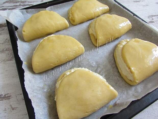 Сочники на форме для запекания