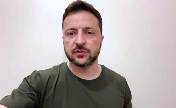 Зеленский: Украина свои территории отдавать не собирается, это прописано в