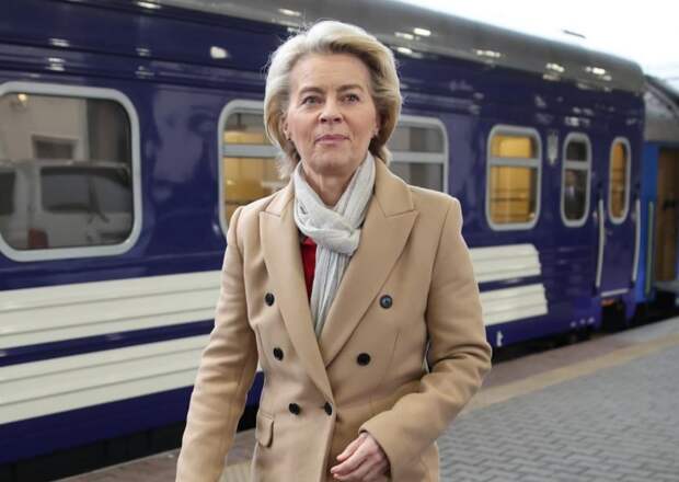 Фон дер Ляйен всё сильнее раздражает страны ЕС своей глупой активностью