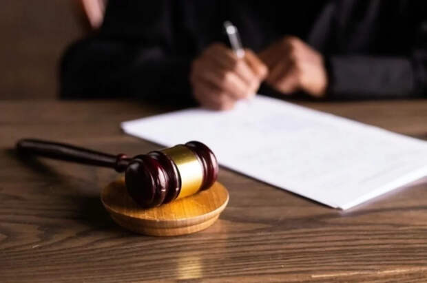 Суд дал 4,5 года колонии блогеру Маркаряну по делу о реабилитации нацизма