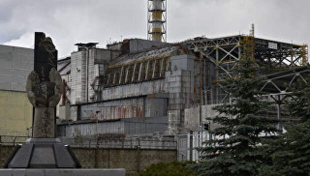 Саркофаг на энергоблоке Чернобыльской атомной электростанции