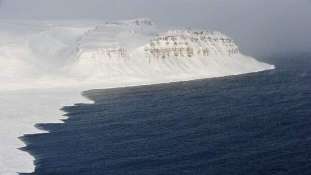 "Начнется с перехвата в воздухе": ситуация в Арктике куда хуже, чем кажется