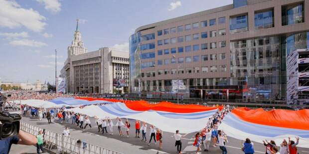 Празднование 350-летия флага России проходят по всей Москве/mos.ru