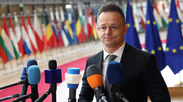 Сийярто: Киев годами манипулирует Европейским союзом