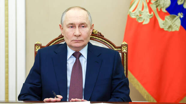 Путин потребовал оперативно запустить систему выплаты единого пособия для семей